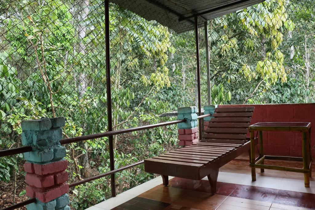 Jungleparadiso Homestay Thekkady Exterior foto